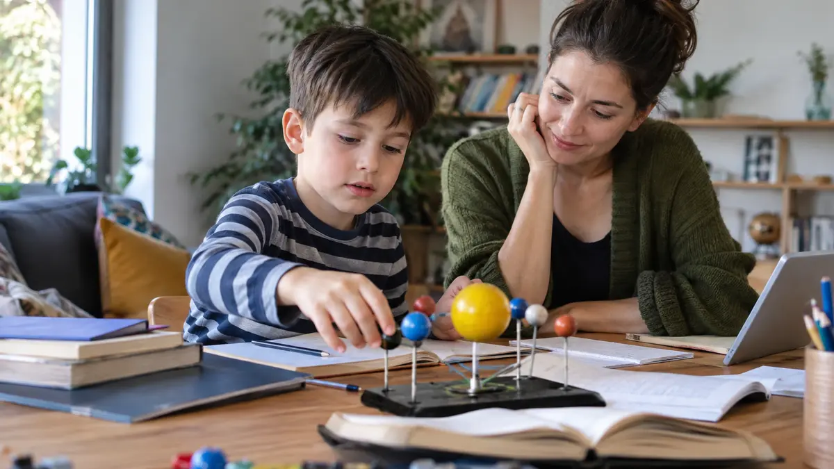 İlköğretime Geçişte Farklılaştırılmış Müfredat Program Özellikleri