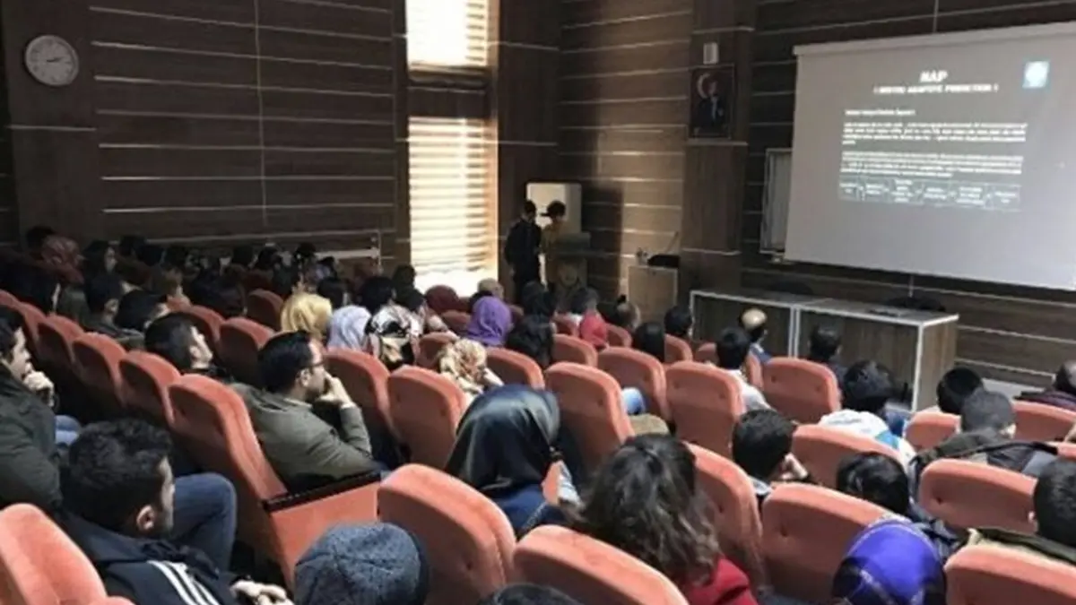 Üstün zekalı öğrenciler projelerini anlattı
